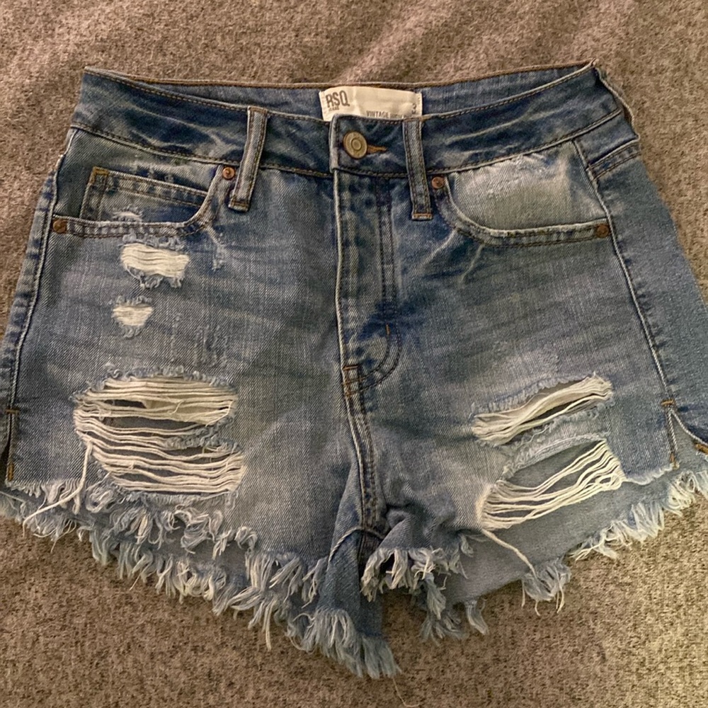 RSQ vintage high rise size 3 Jean shorts - worn 1x, great condition